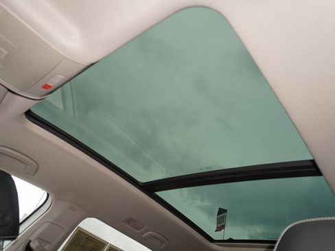 Used 2022 Volkswagen Atlas SE image 24