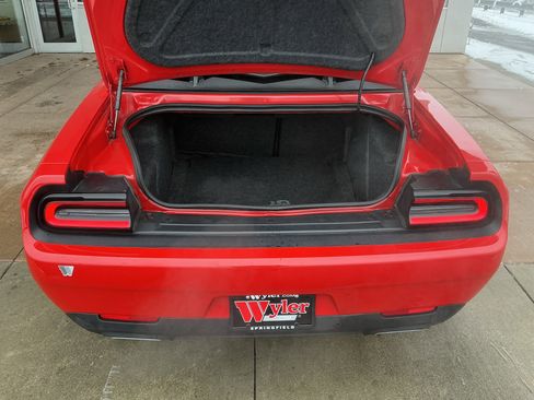 Used 2021 Dodge Challenger R/T w/ Blacktop Package image 24