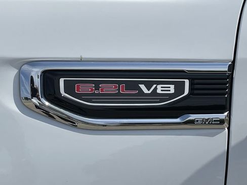 Used 2022 GMC Sierra 1500 SLT w/ SLT Premium Plus Package AWD/4WD image 30