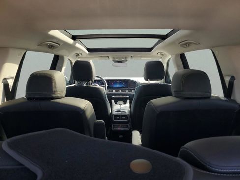 Certified 2026 Mercedes-Benz GLS 450 4MATIC image 7