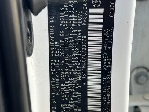 Used 2019 Toyota Camry SE FWD image 30