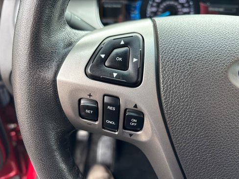 Used 2018 Ford Taurus SEL w/ Equipment Group 201A image 14