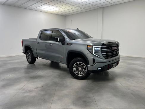 Used 2025 GMC Sierra 1500 AT4 AWD/4WD image 1
