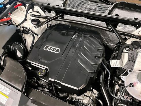 Used 2023 Audi Q5 2.0T Premium Plus w/ Premium Plus Package AWD/4WD image 31