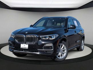 Used 2019 BMW X5 xDrive40i w/ Executive Package AWD/4WD video 1