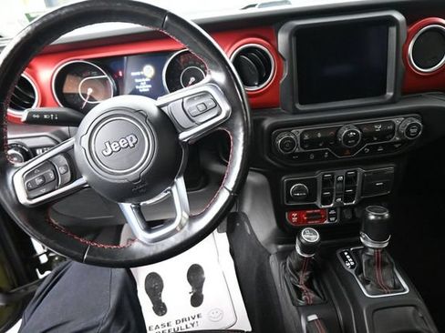 Used 2021 Jeep Wrangler Unlimited Rubicon AWD/4WD image 29