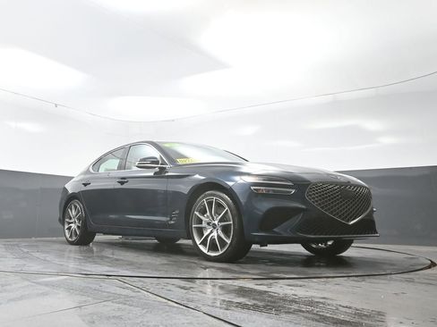 Used 2025 Genesis G70 2.5T image 59