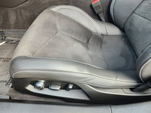 Used 2025 Chevrolet Corvette Z06 image 24