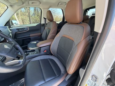 Used 2023 Ford Bronco Sport Outer Banks image 15