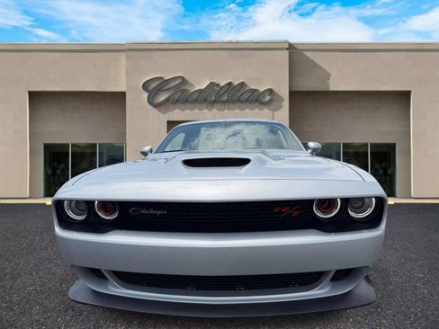 Used 2021 Dodge Challenger R/T Scat Pack RWD image 9