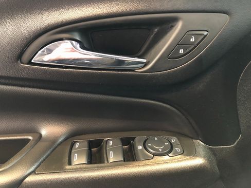 Certified 2024 Chevrolet Equinox LT image 38