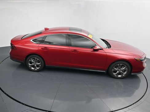 Used 2024 Honda Accord EX image 31
