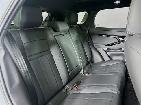 Used 2025 Land Rover Range Rover Evoque Dynamic SE image 5