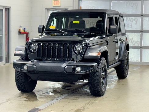 Used 2022 Jeep Wrangler Unlimited Sport AWD/4WD image 3