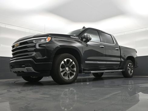Used 2024 Chevrolet Silverado 1500 High Country RWD image 24