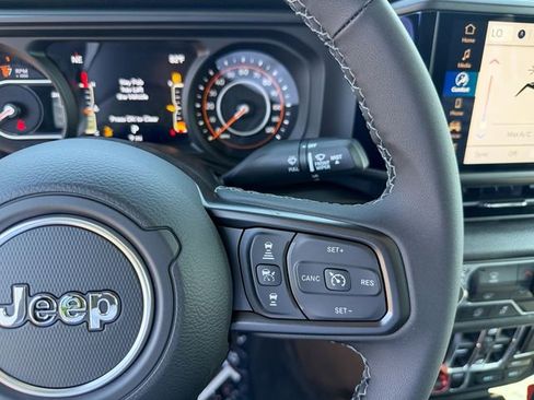 New 2026 Jeep Gladiator Sport AWD/4WD image 18