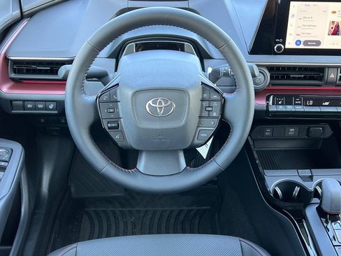 New 2026 Toyota Prius Plug-In Hybrid FWD image 17