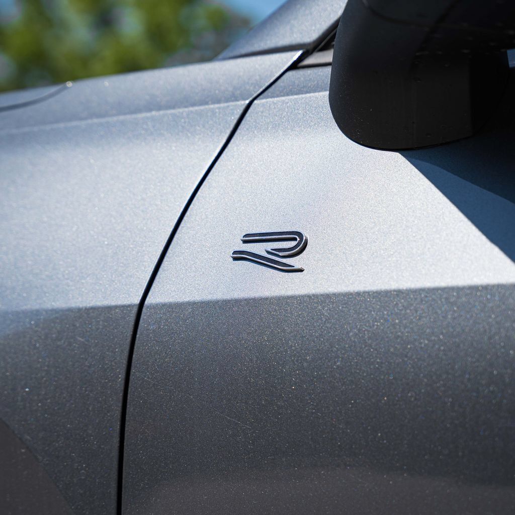 New 2026 Volkswagen Tiguan SE R-Line AWD/4WD image 3