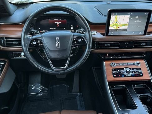 Used 2020 Lincoln Aviator Reserve w/ Equipment Group 202A AWD/4WD image 13