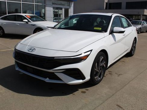 New 2026 Hyundai Elantra Limited FWD image 1