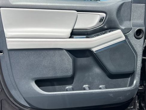 Certified 2025 Ford Expedition Active AWD/4WD image 16