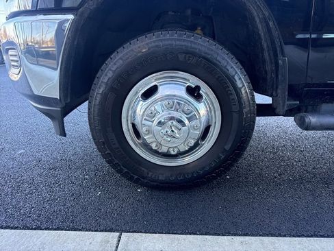 Used 2020 RAM 3500 Tradesman image 8