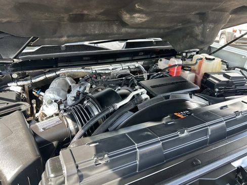 Used 2024 Chevrolet Silverado 2500 LT w/ Convenience Package AWD/4WD image 20