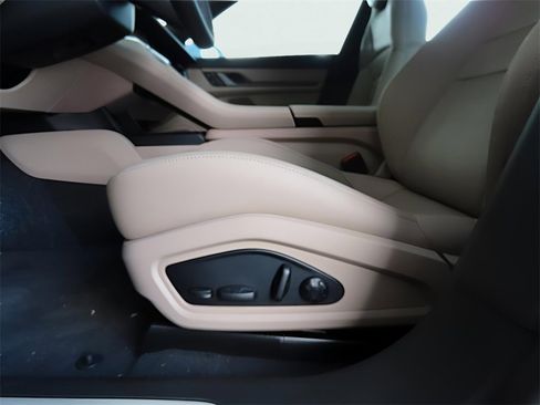 New 2025 Porsche Taycan image 49