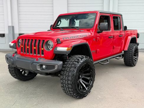 Used 2020 Jeep Gladiator Rubicon AWD/4WD image 1
