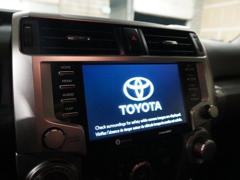 Used 2021 Toyota 4Runner SR5 image 12