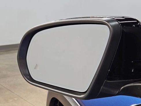 Used 2024 Mercedes-Benz GLB 250 image 23