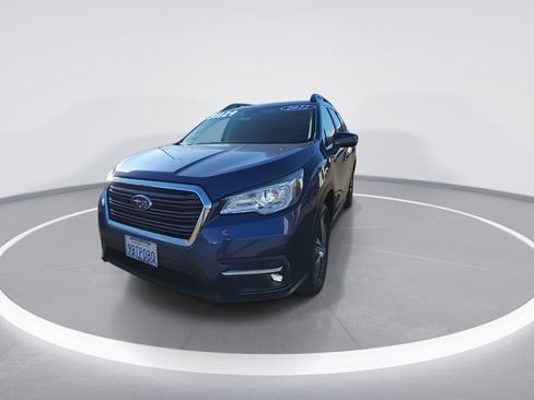 Used 2022 Subaru Ascent Limited w/ Technology Package image 4