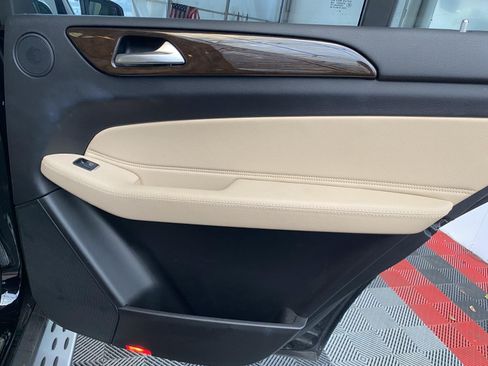 Used 2019 Mercedes-Benz GLS 450 4MATIC w/ Premium 1 Package image 10