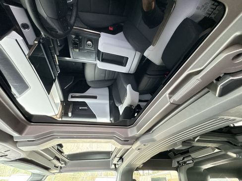 Used 2024 GMC Hummer EV 3X image 20