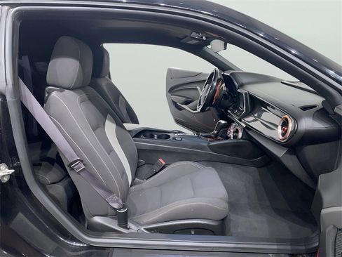 Used 2017 Chevrolet Camaro LT w/ RS Package image 12