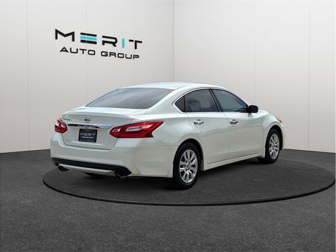 Used 2016 Nissan Altima 2.5 S w/ Power Driver Seat Package image 9