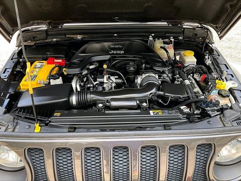 Used 2021 Jeep Wrangler Unlimited Rubicon AWD/4WD image 28