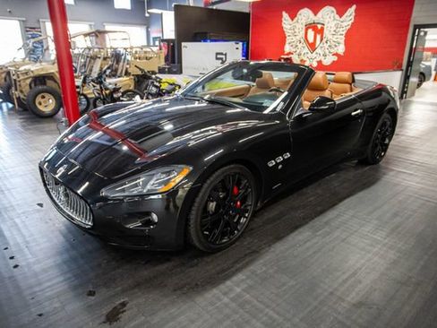 Used 2014 Maserati GranTurismo Convertible image 2