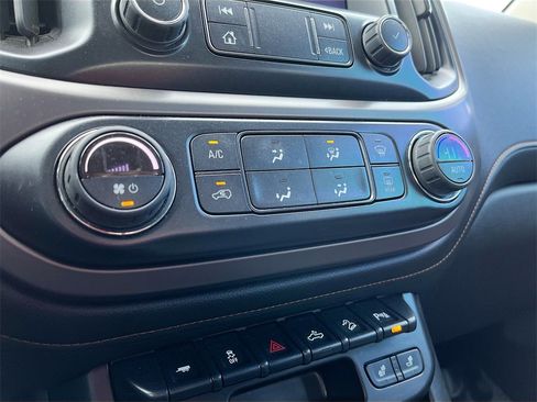 Used 2022 GMC Canyon AT4 w/ Trailering Package image 15