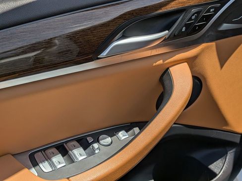 Used 2024 BMW X3 sDrive30i w/ Convenience Package image 17