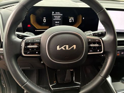 Used 2024 Kia Sorento S FWD image 27