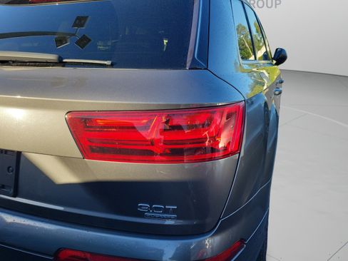 Used 2018 Audi Q7 3.0T Premium Plus AWD/4WD image 20