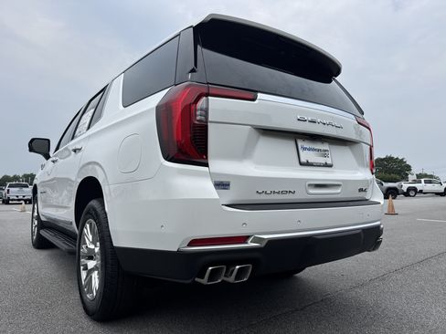 New 2026 GMC Yukon Denali AWD/4WD image 8
