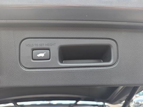 Used 2026 Honda Pilot Touring image 16