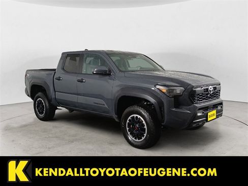 Used 2024 Toyota Tacoma TRD Off-Road image 5