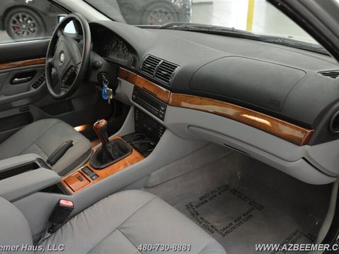 Used 1997 BMW 528i Sedan image 17