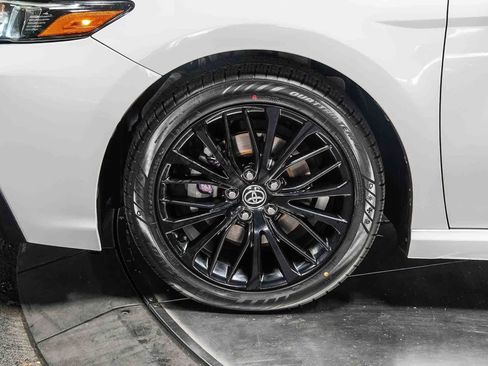 Certified 2021 Toyota Camry SE w/ Convenience Package AWD/4WD image 10