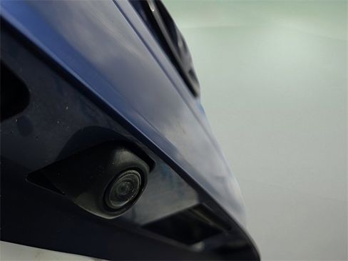 Used 2022 Toyota Corolla Cross LE image 18