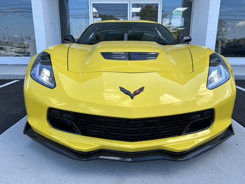 Used 2019 Chevrolet Corvette Z06 image 2