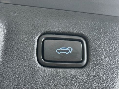 Used 2023 Hyundai Palisade Limited FWD image 33